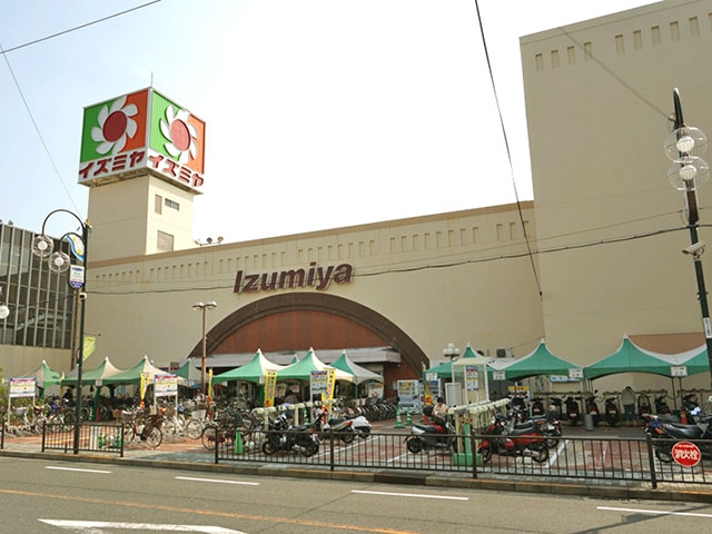 イズミヤ枚方店写真