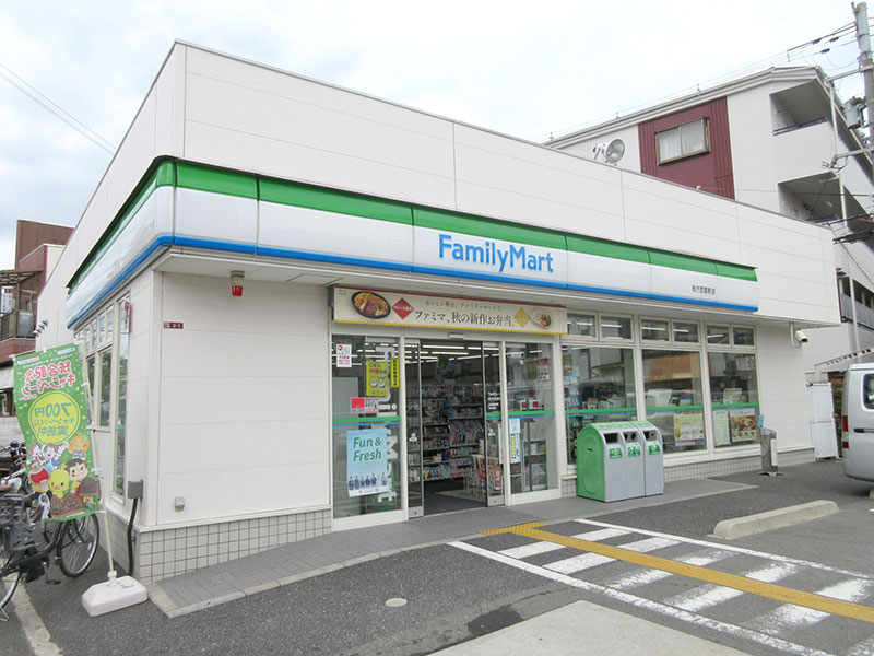 ファミリーマート枚方西禁野店