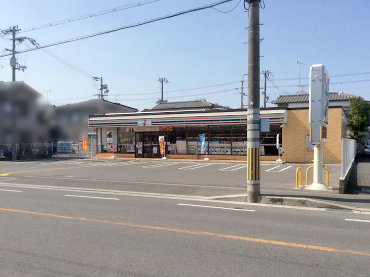セブンイレブン枚方東船橋店写真
