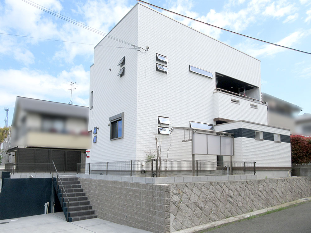 トラストプレイス男山指月