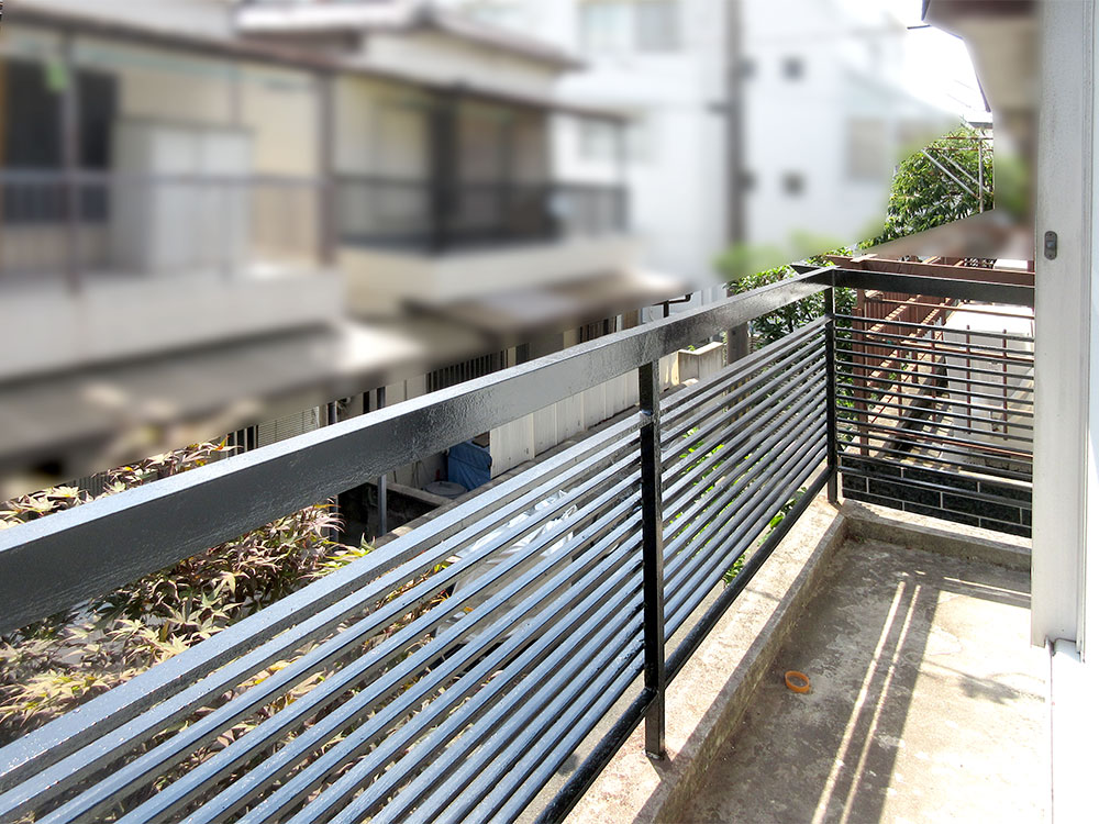 東側バルコニー