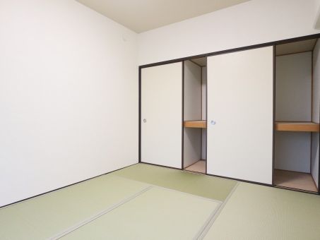 グレースコーポまきの写真